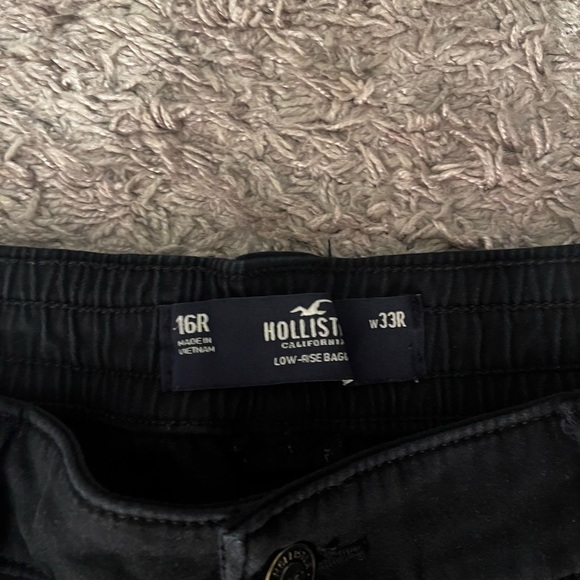 Hollister - Black Cargo Pants - Picture 3 of 4